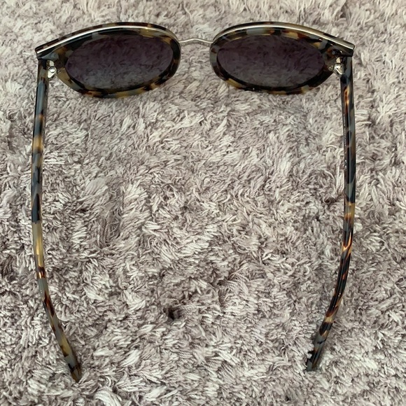 Tory Burch Sunglasses - Picture 3 of 7